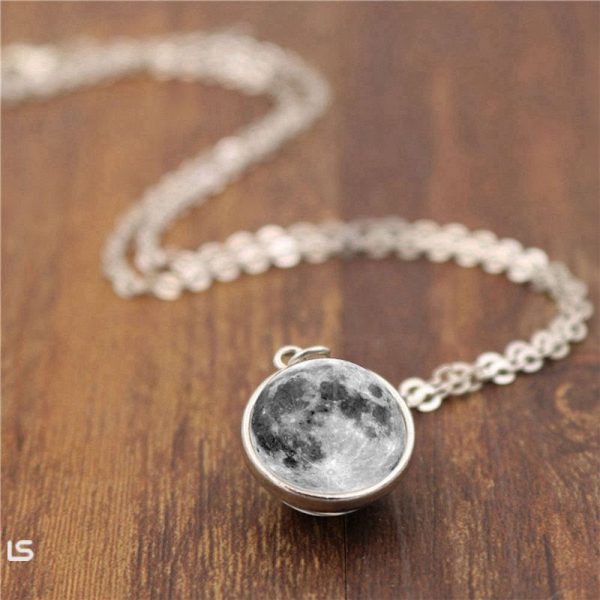 Full Moon Necklace 1
